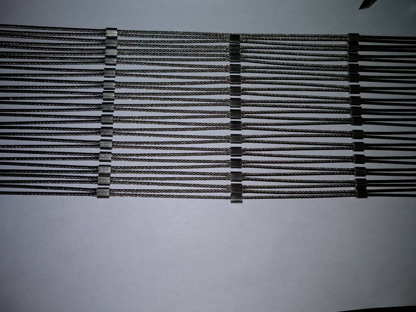 Tensile facade / balustrade cable net